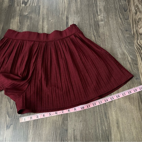 Zara Flared Burgundy Oxblood Shorts Skorts - Picture 11 of 11